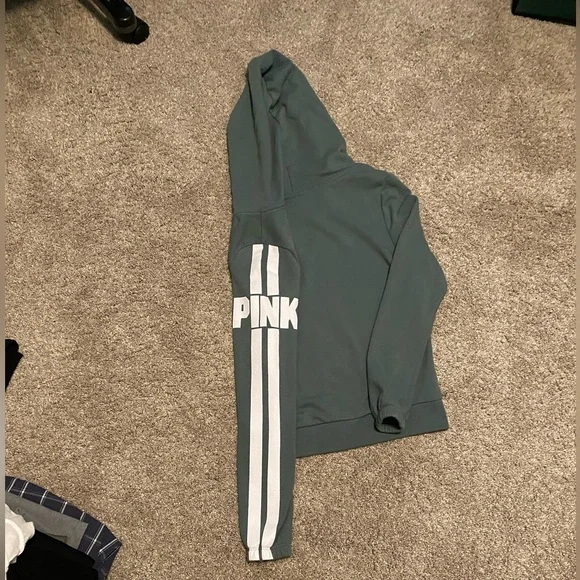 2 VICTORIA SECRET PINK HOODIES!🤩 - Picture 5 of 17